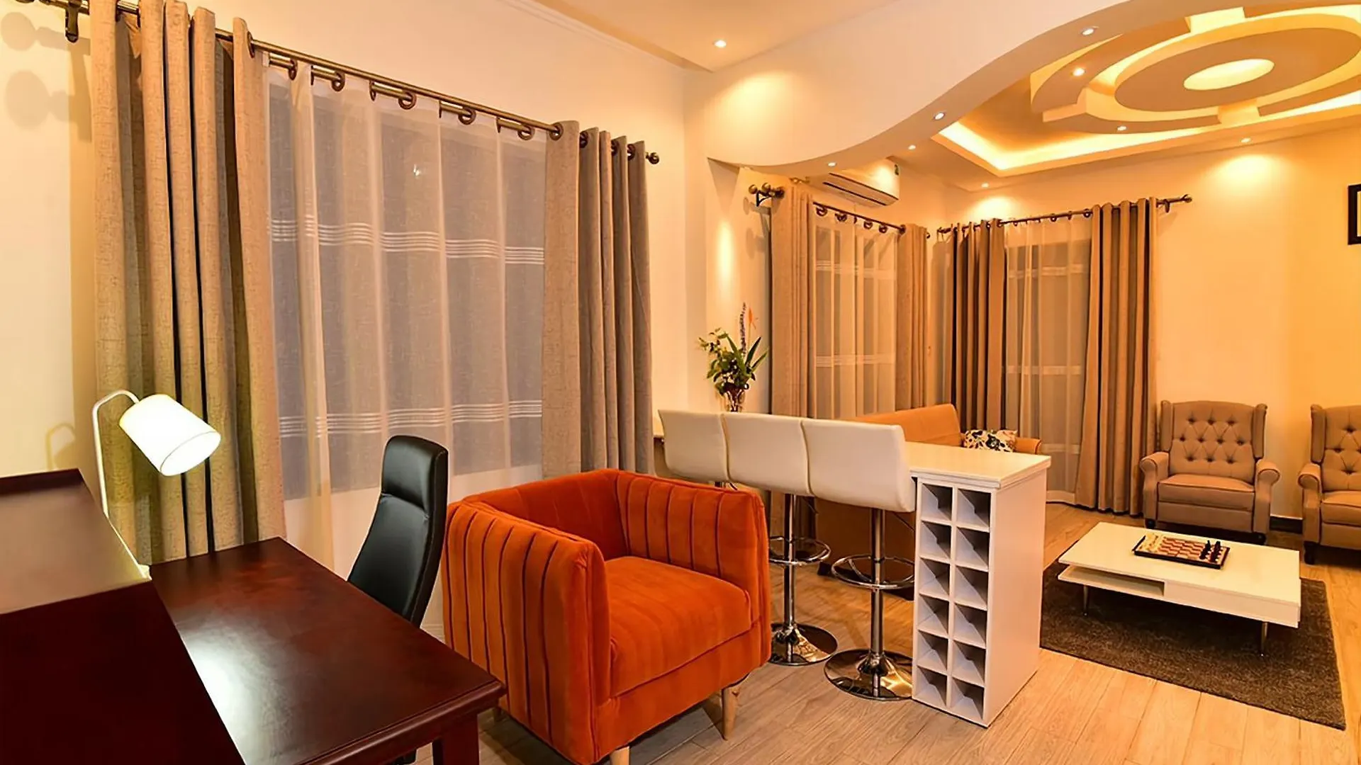 公寓式酒店 Entebbe Stay Apart-Hotel